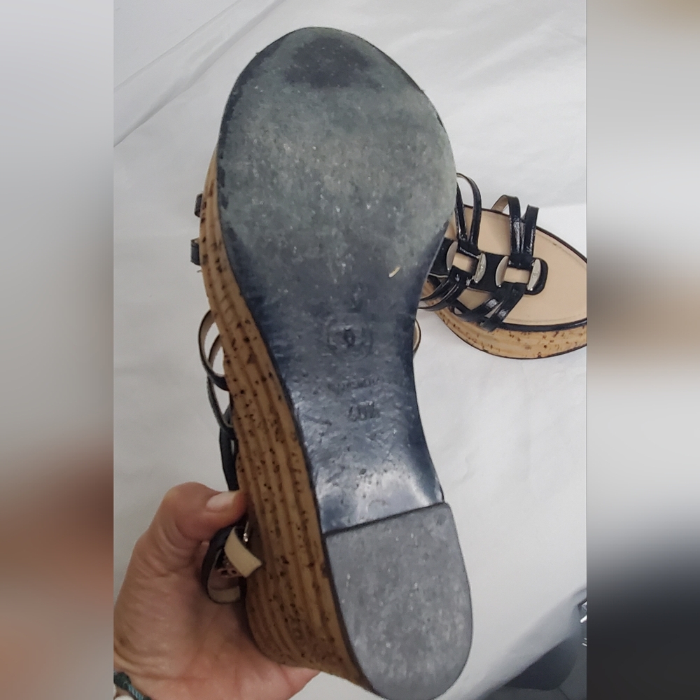 Chanel -size- 40 1/2 Black Pathent Leather Sandals And Cork Wedge Platform Heel - Picture 11 of 11